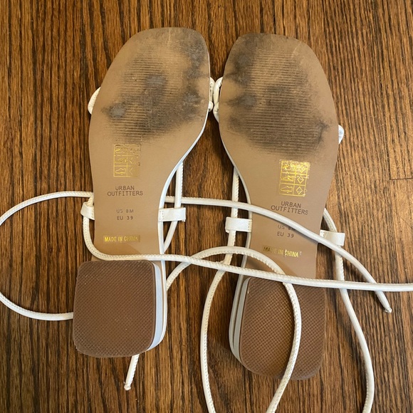 Urban Outfitters Wrap Sandals - Picture 3 of 4